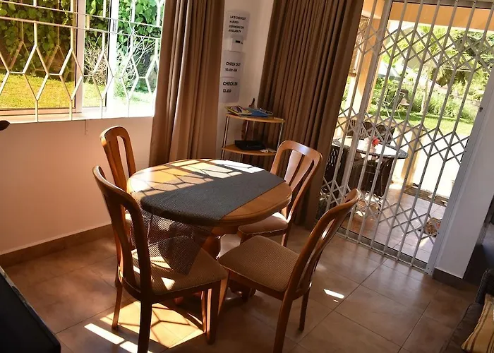 Apartman Zeph Self Catering *