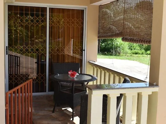 Zeph Self Catering *