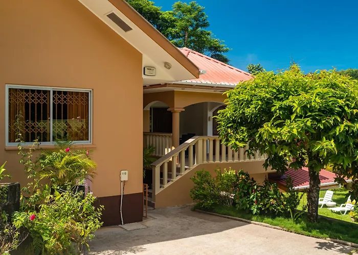 Zeph Self Catering Apartman