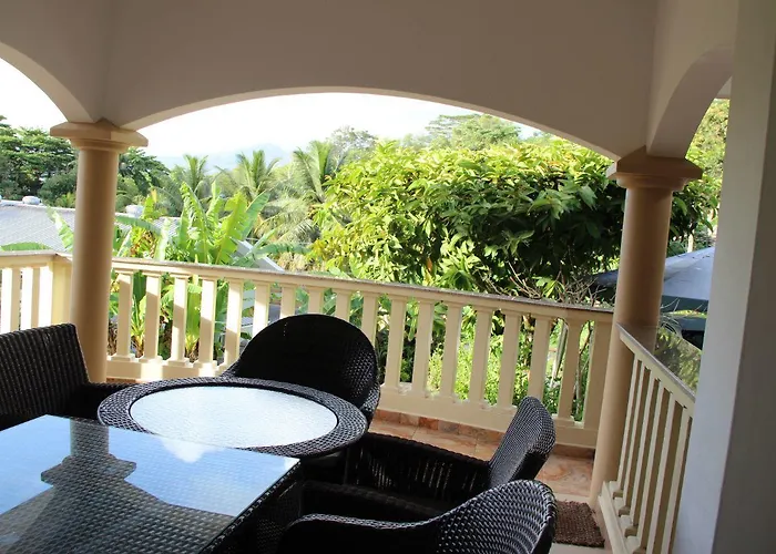 Zeph Self Catering