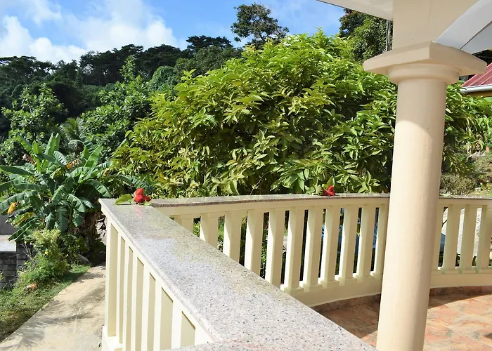Zeph Self Catering